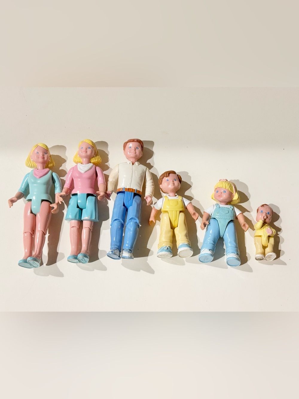 FISHER-PRICE Loving Family Dollhouse Figures Mixed LOT 1993 Mom Dad Baby Kids